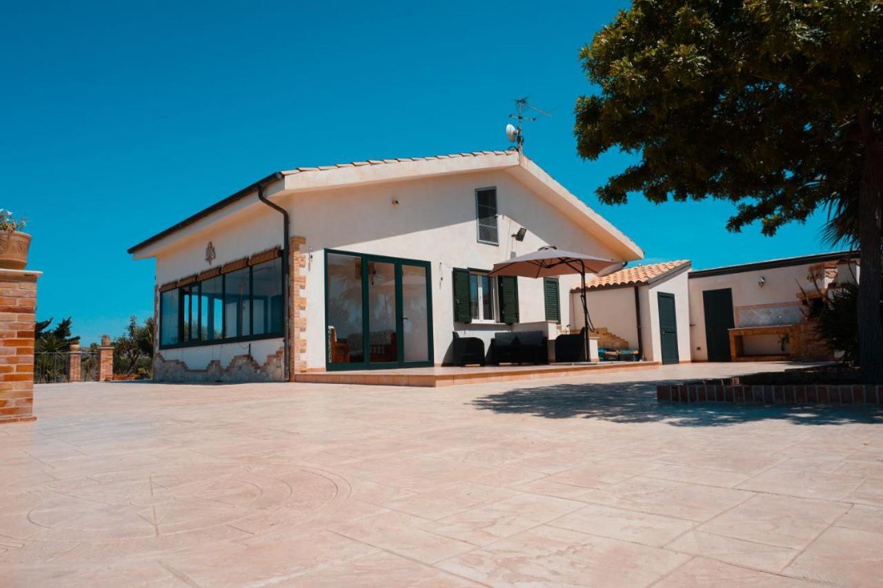 Villa Il Casale Di Bovo Marina Montallegro Habitación foto